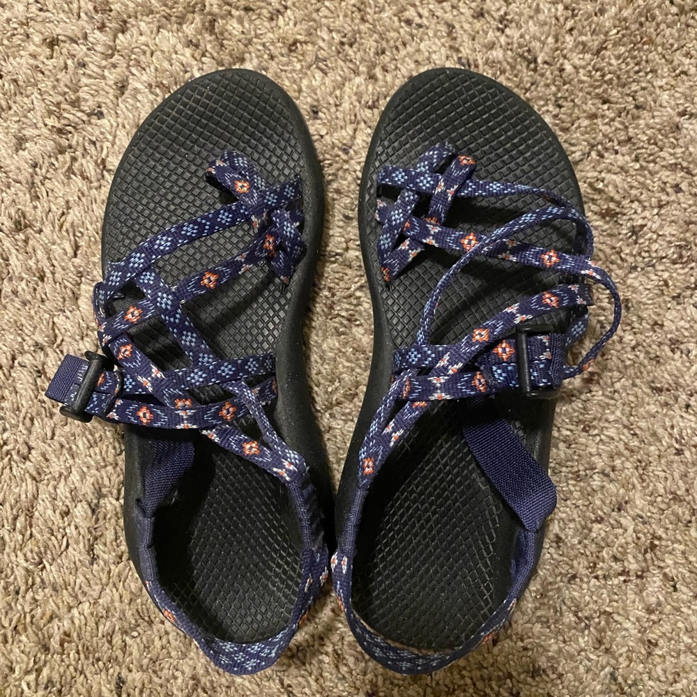 Chacos size 7